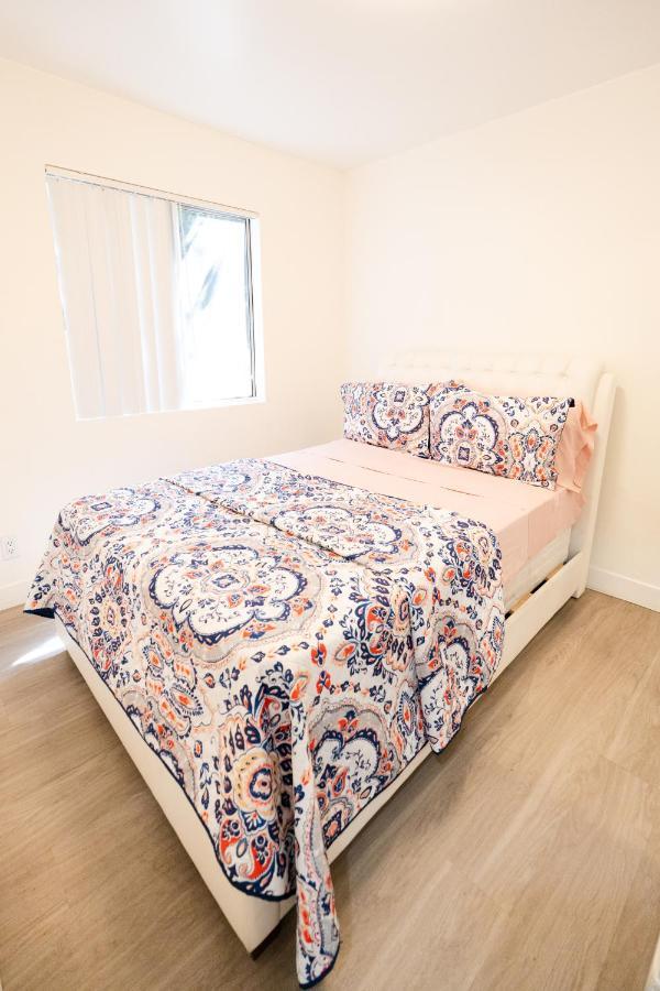Cozy Small 2 Bedroom In Koreatown/Hollywood Los Angeles Kültér fotó
